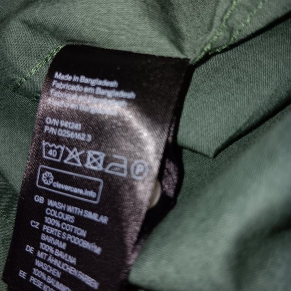 H&M RELAXED FIT BUTTON DOWN SHIRT - Picture 6 of 8